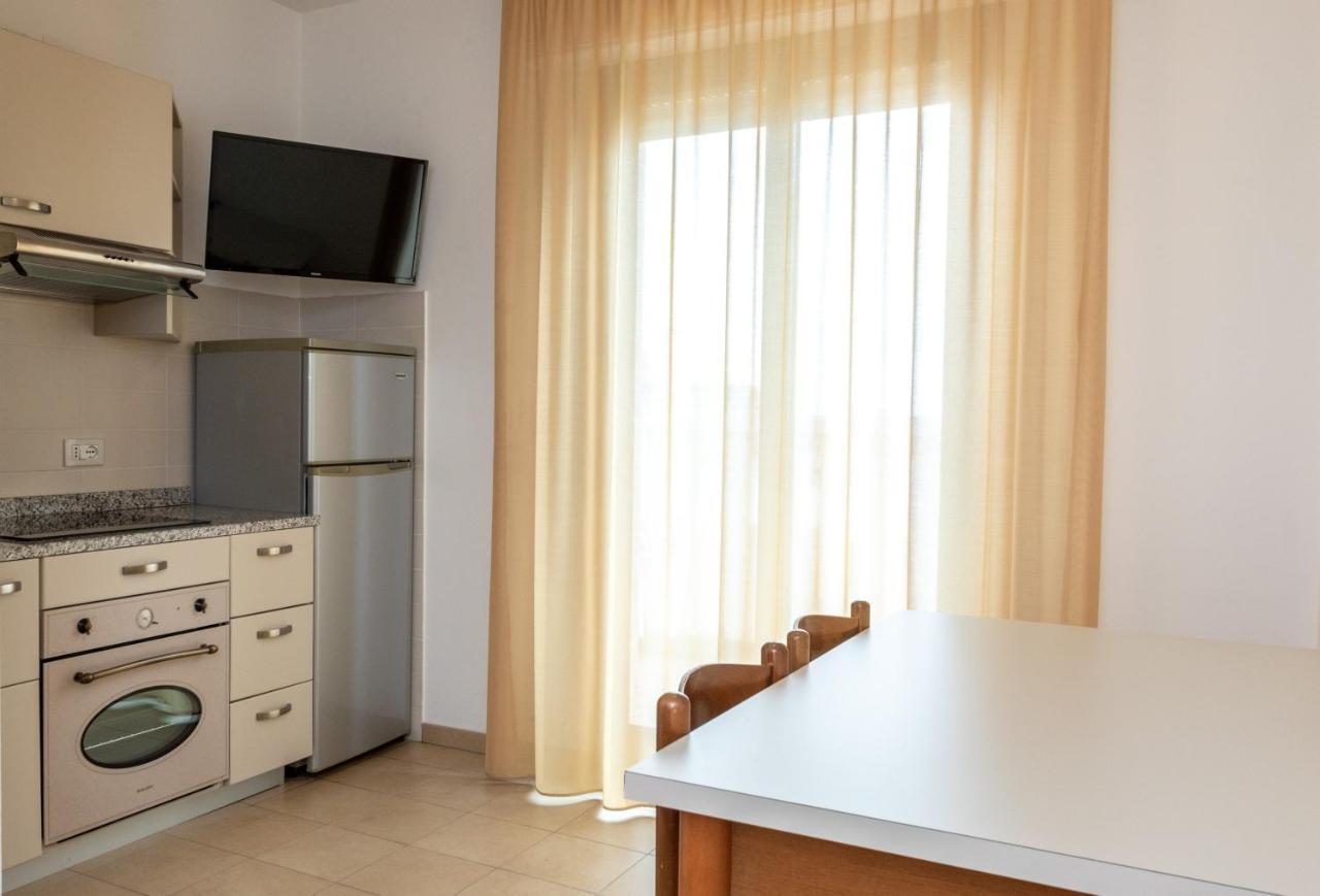 Residence Alla Rotonda Lido di Jesolo Zimmer foto